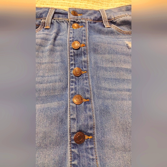 Mudd Skirt - Picture 3 of 5